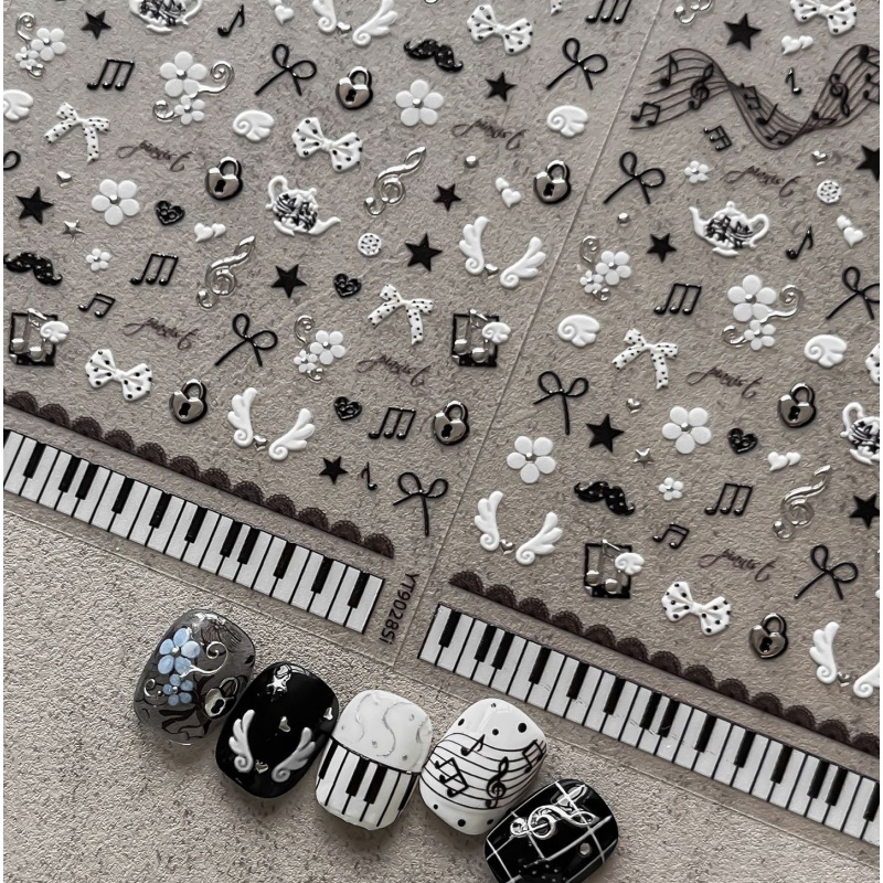 Musical Instrument Painting - Stiker Kuku Catatan Piano Hitam Putih